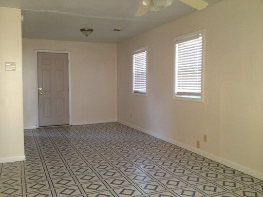 Building Photo - 1301 Alpine Ave