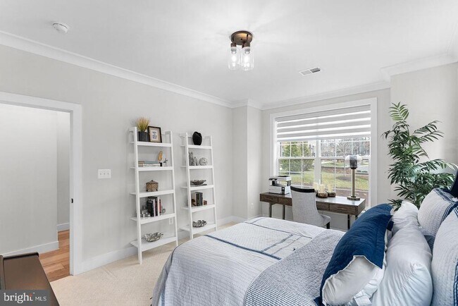 Foto del edificio - 4422 Fair Lakes Ct