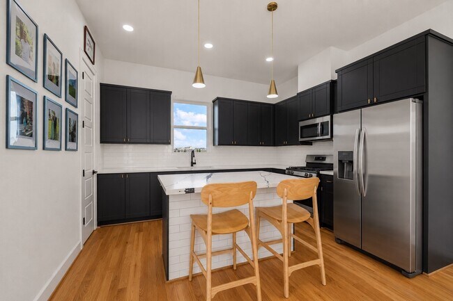 Foto del edificio - 1234 E 23rd St