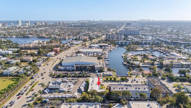 Foto del edificio - 1971 SE 5th Ct