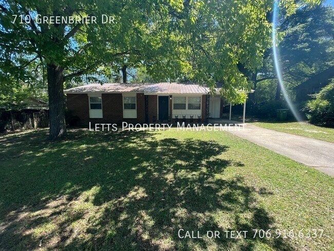Building Photo - Charming 3BR Home in Serene Neighborhood