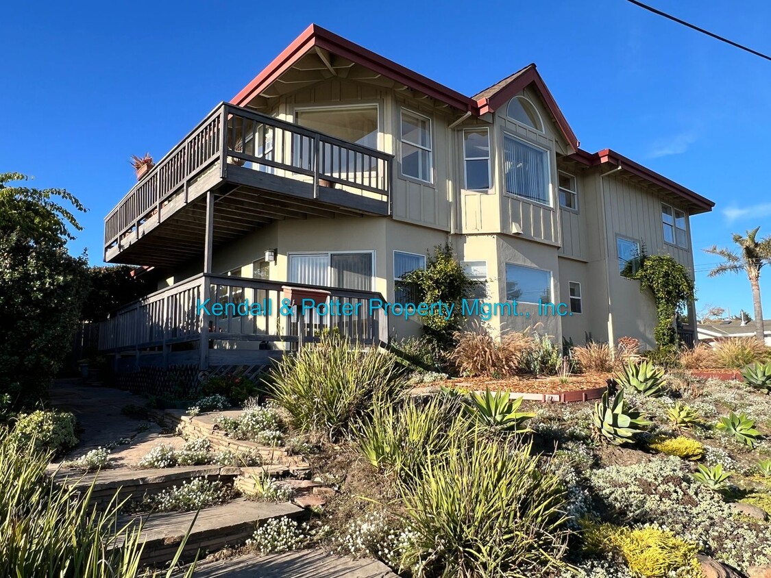 Primary Photo - Ocean Views in Seacliff – Furnished 4BR/3B...