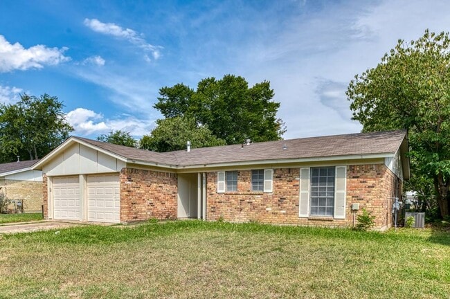 Foto del edificio - Spacious 3-Bedroom, 2-Bathroom Home in a Prime Location