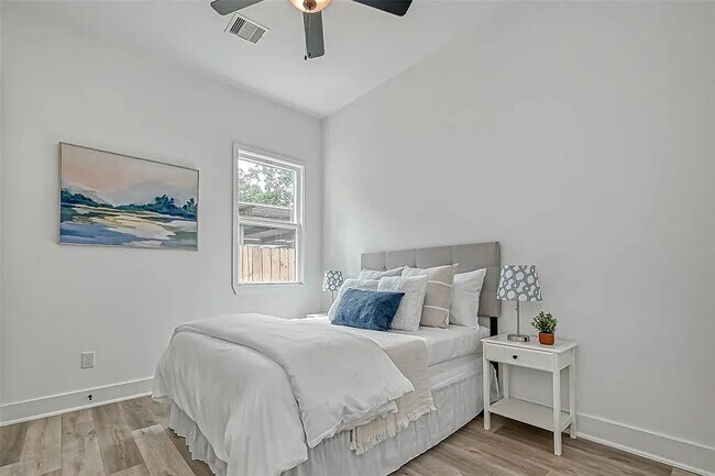 Foto del edificio - 9306 Arledge St
