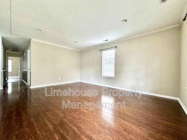 Foto del edificio - 2224 English Ave