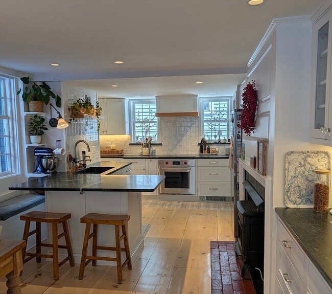 Building Photo - 15 Washington St