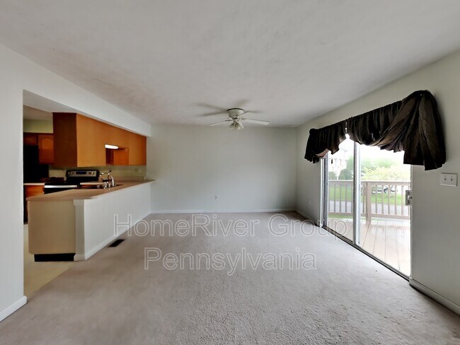 Building Photo - 619 Carters Grove Dr