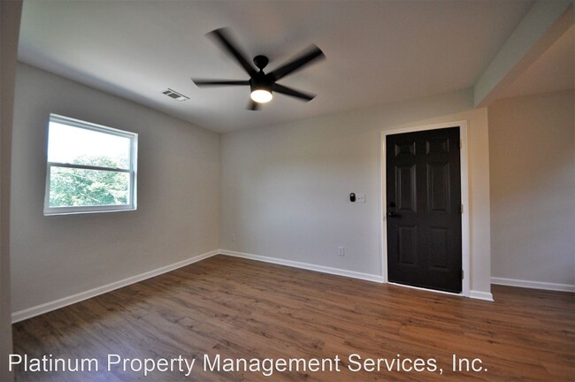 Building Photo - 2 br, 1 bath House - 29 Little St Se, Unit 12