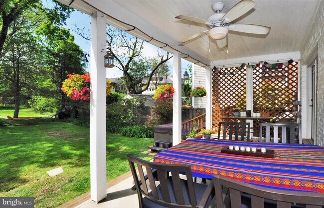 Foto del edificio - 3940 Garrison St NW