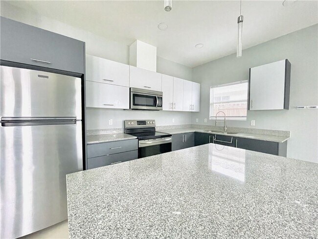 Foto del edificio - 2014 Summerland Ln