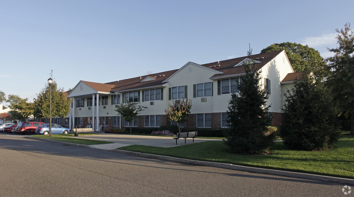 Building Photo - Building 1