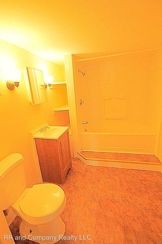 Foto del edificio - 214-216-216 Oak Grove Ave
