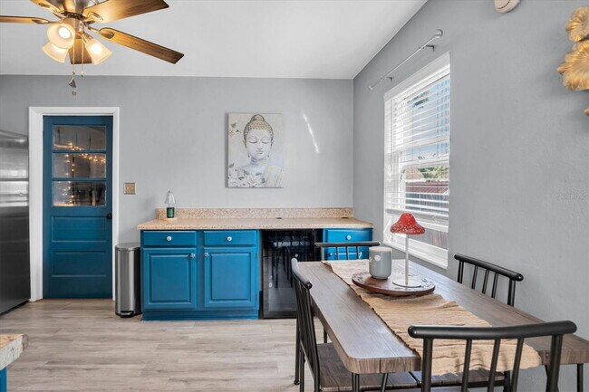 Foto del edificio - 4929 36th Ave N