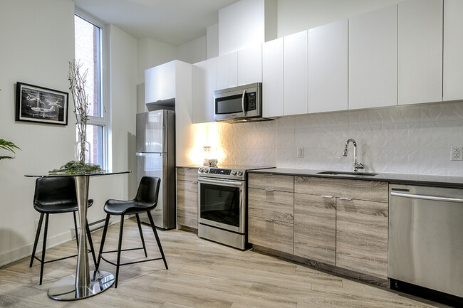 Photo du bâtiment - 1750 Av Cedar