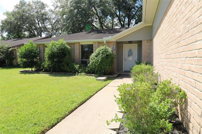 Building Photo - 2810 Virginia Colony Dr