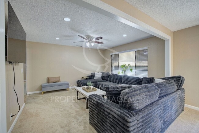 Foto del edificio - 7501 Saybrook Dr