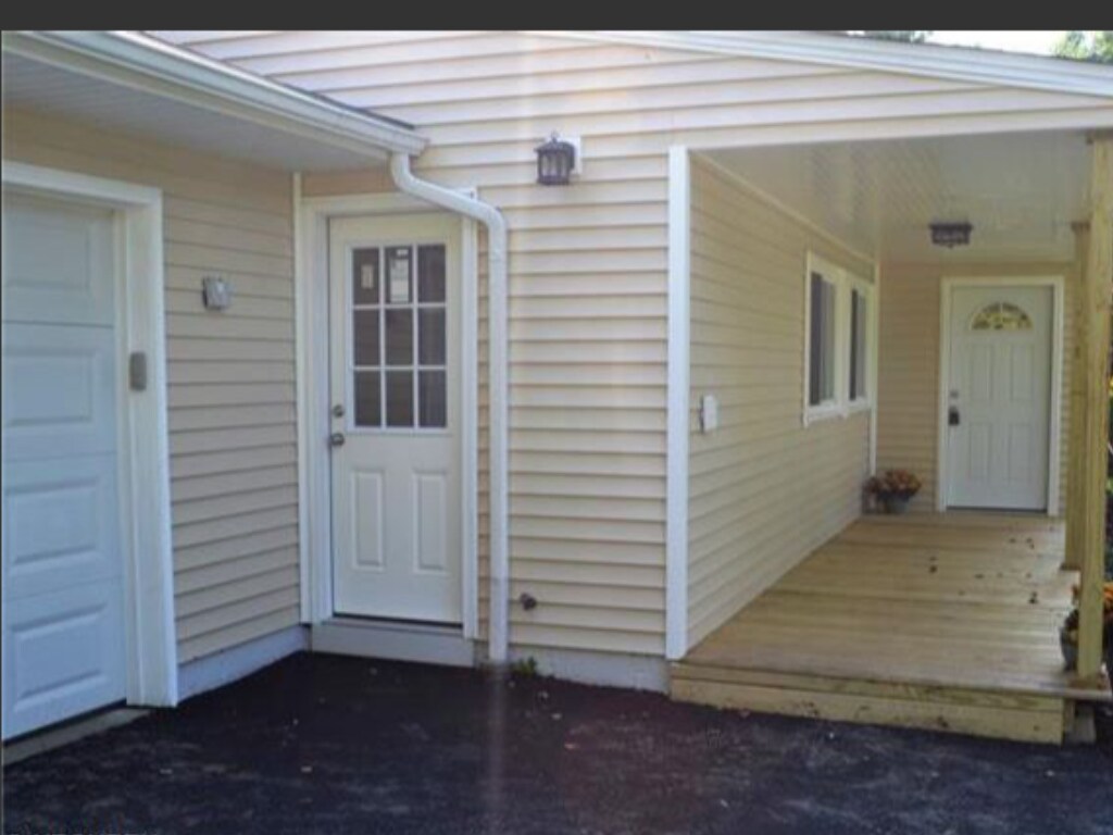 Foto principal - 35030 Pettibone Rd