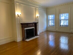 Building Photo - 379 Commonwealth Ave