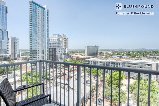 Foto del edificio - 615 W 7th St