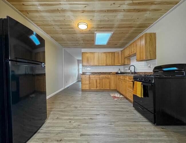 Foto del edificio - 3215 Clearwater St NW