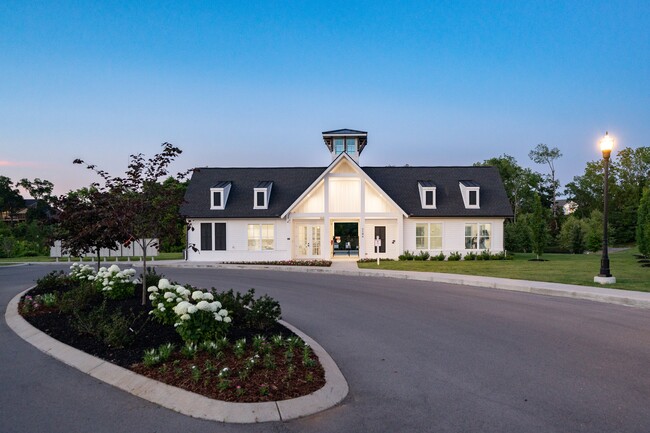 Building Photo - The Estates at Cane Ridge