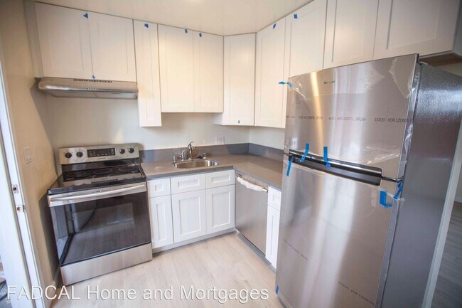 Building Photo - 14729-14735 Martell Ave