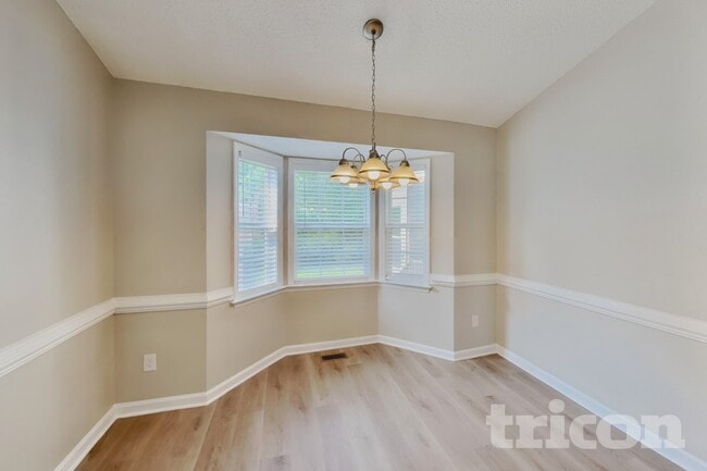 Building Photo - 47 Spaniel Ln