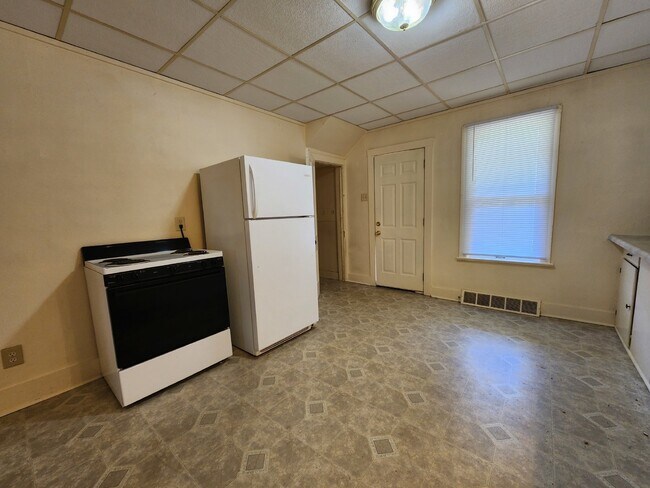 Foto del edificio - LARGE side by side Neenah