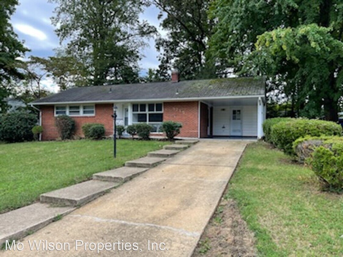 3 br, 1 bath House 6715 Bostwick Drive House Rental in Springfield, VA