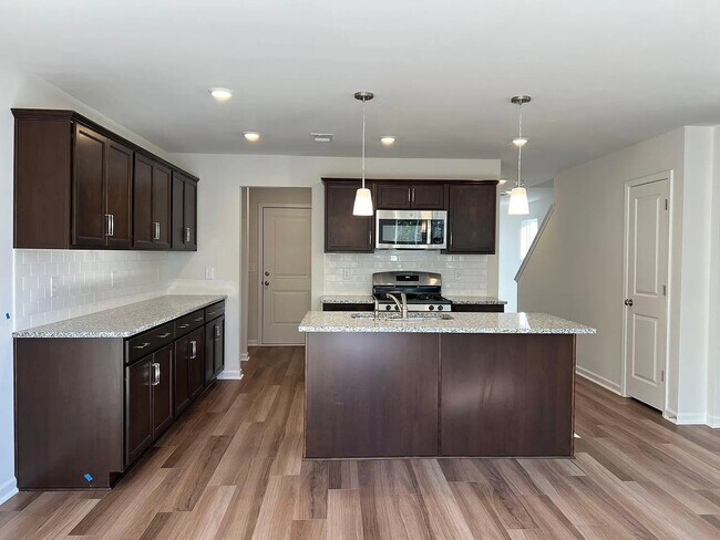 Foto del edificio - 548 Kingfisher Ct