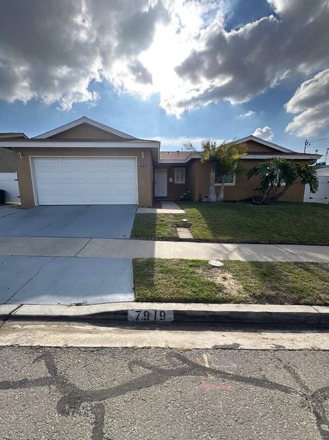 Foto del edificio - 7919 San Felipe St