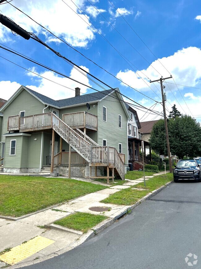 Greenridge Apartments for Rent with Hardwood Floors Scranton, PA 5