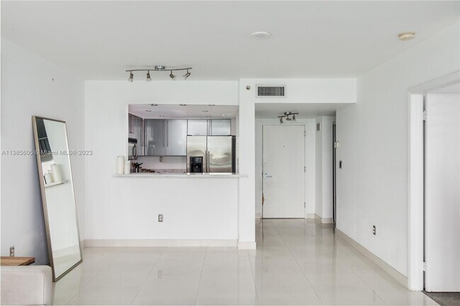 Foto del edificio - 650 West Ave