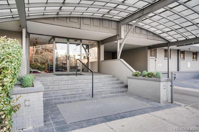 Foto del edificio - 909 Logan St