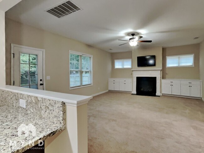 Building Photo - 8916 Buffalo Gourd Ln