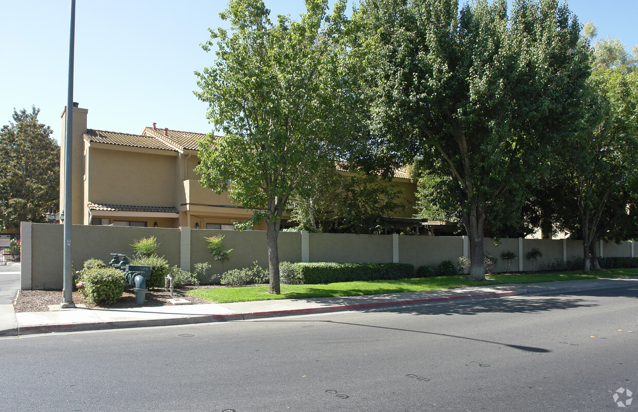 Building Photo - Normandy Park Condo