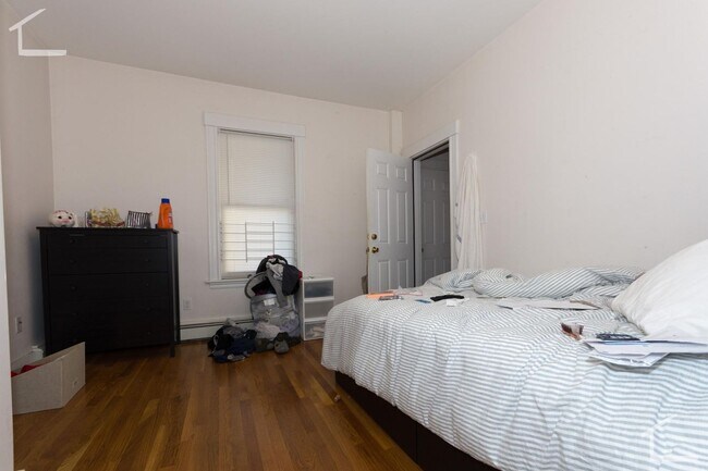 Building Photo - 19 Saint Lukes Rd. #3 Boston MA 02134