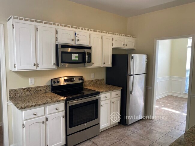 Foto del edificio - 5704 Burning Ridge Dr