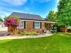 Primary Photo - 2 Bed 1 Bath 1 Car Garage in ATKINSONS HI ...