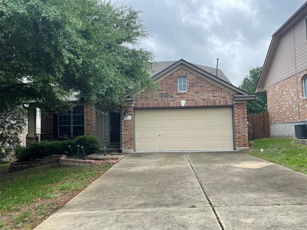 Foto principal - 2705 Blackstone Cove