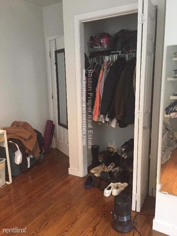Building Photo - 3 br, 2 bath  - 39 Saint Botolph St Apt 5 5