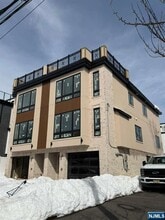 Building Photo - 45 Lincoln Ave