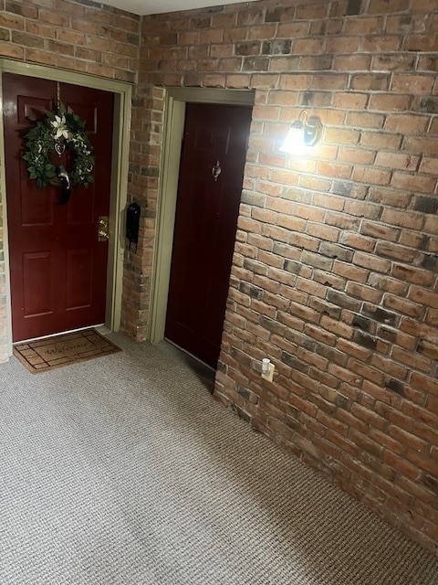 entrance hallway - 207 Cross Pointe Ct