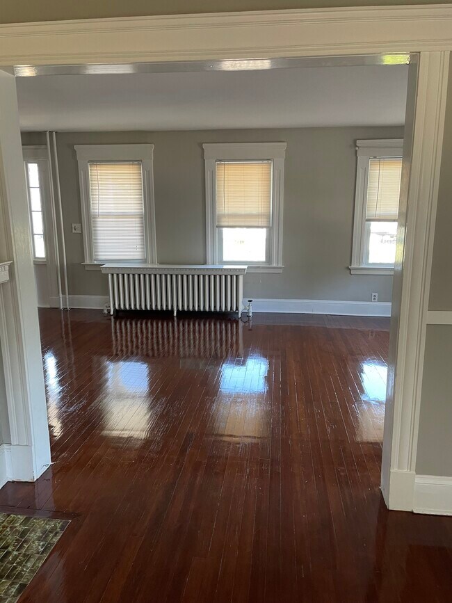 Foto del edificio - 381 Ward St