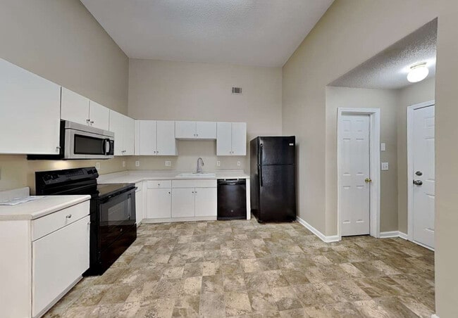 Building Photo - 4831 Wilkins Station Dr