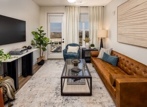 Building Photo - Vista at Summit