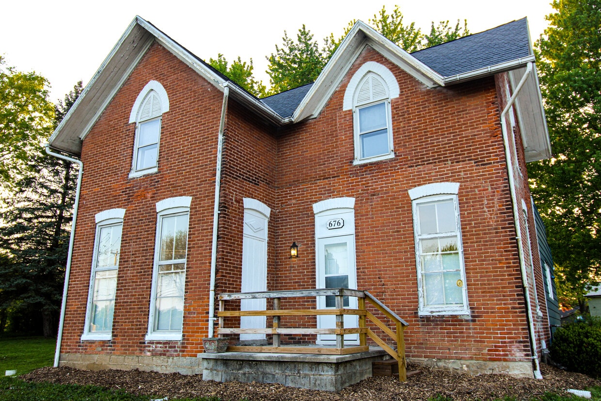 676 S Sandusky St, Tiffin, OH 44883 House Rental in Tiffin, OH