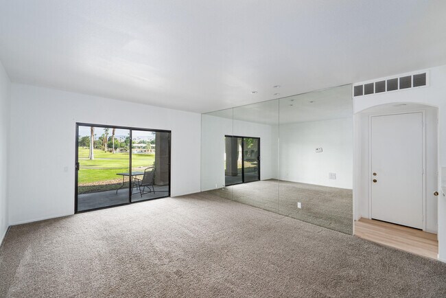 Building Photo - 67564 Lagos Way