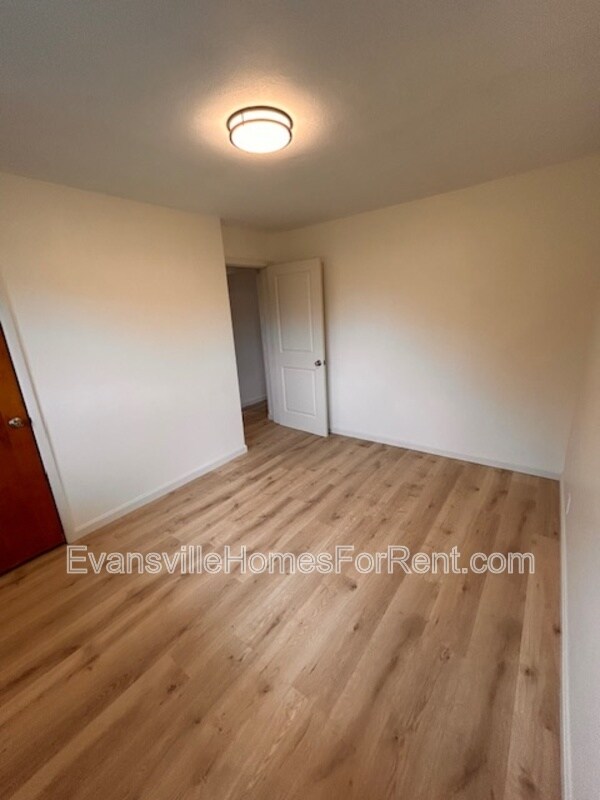 Building Photo - 2416 Margybeth Ave