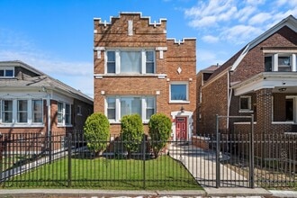 Building Photo - 6431 S Artesian Ave